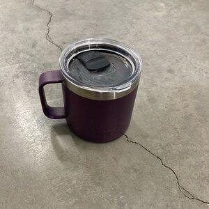Yeti travel mug